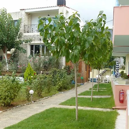 Leonidas & Aparthotel