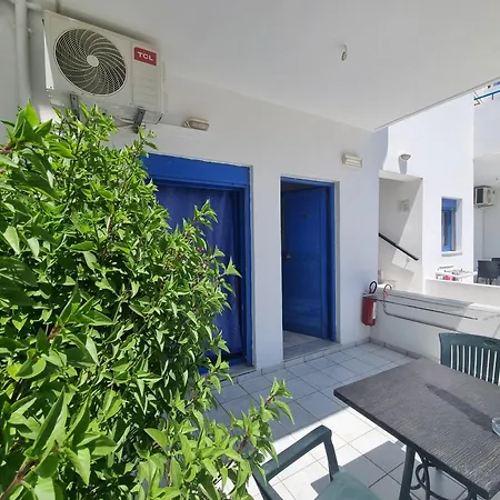 Leonidas & Aparthotel