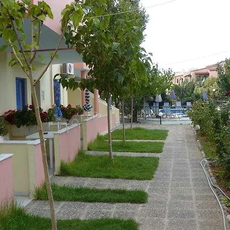 Apart-hotel Leonidas &