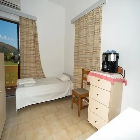 Apart-hotel Leonidas &